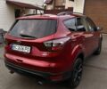 Красный Форд Эскейп, объемом двигателя 2 л и пробегом 170 тыс. км за 13500 $, фото 1 на Automoto.ua
