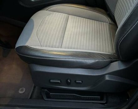 Красный Форд Эскейп, объемом двигателя 2 л и пробегом 170 тыс. км за 13500 $, фото 23 на Automoto.ua