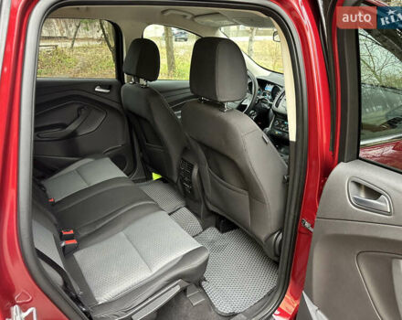 Красный Форд Эскейп, объемом двигателя 2 л и пробегом 121 тыс. км за 14999 $, фото 25 на Automoto.ua