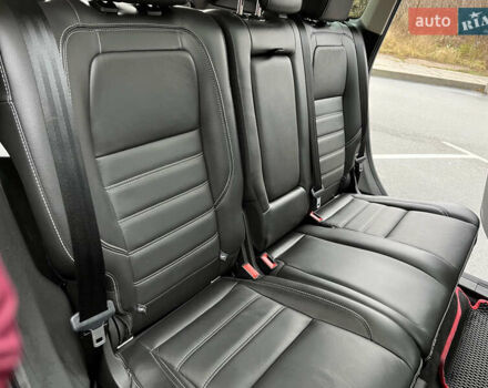 Красный Форд Эскейп, объемом двигателя 2 л и пробегом 78 тыс. км за 15900 $, фото 16 на Automoto.ua