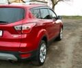 Красный Форд Эскейп, объемом двигателя 2 л и пробегом 108 тыс. км за 15500 $, фото 2 на Automoto.ua
