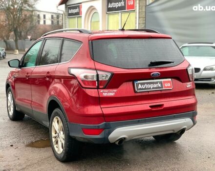 Красный Форд Эскейп, объемом двигателя 2 л и пробегом 179 тыс. км за 14890 $, фото 6 на Automoto.ua