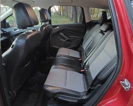 Красный Форд Эскейп, объемом двигателя 2 л и пробегом 153 тыс. км за 12300 $, фото 14 на Automoto.ua