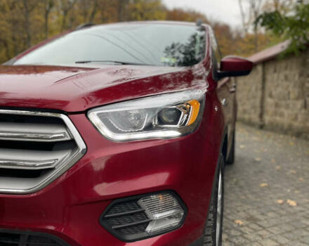 Форд Эскейп 2017 в Черновцах на Automoto.ua Красный Форд Эскейп, объемом двигателя 1.5 л и пробегом 147 тыс. км за 14000 $, фото 16 на Automoto.ua