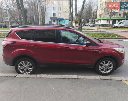Красный Форд Эскейп, объемом двигателя 2 л и пробегом 178 тыс. км за 15000 $, фото 7 на Automoto.ua