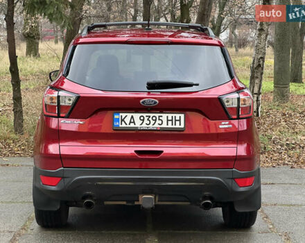 Красный Форд Эскейп, объемом двигателя 2 л и пробегом 121 тыс. км за 14999 $, фото 11 на Automoto.ua