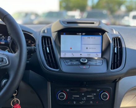 Красный Форд Эскейп, объемом двигателя 1.5 л и пробегом 12 тыс. км за 15600 $, фото 11 на Automoto.ua