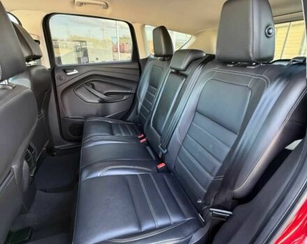 Красный Форд Эскейп, объемом двигателя 2 л и пробегом 53 тыс. км за 2300 $, фото 10 на Automoto.ua