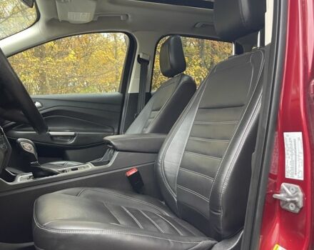 Красный Форд Эскейп, объемом двигателя 1.5 л и пробегом 147 тыс. км за 14000 $, фото 4 на Automoto.ua