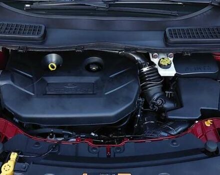 Красный Форд Эскейп, объемом двигателя 2 л и пробегом 153 тыс. км за 12300 $, фото 28 на Automoto.ua