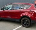 Червоний Форд Ескейп, об'ємом двигуна 2 л та пробігом 121 тис. км за 14400 $, фото 2 на Automoto.ua