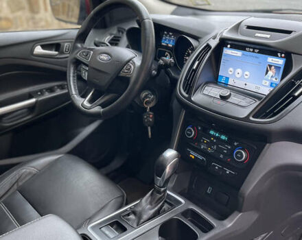 Форд Эскейп 2017 в Черновцах на Automoto.ua Красный Форд Эскейп, объемом двигателя 1.5 л и пробегом 147 тыс. км за 14000 $, фото 13 на Automoto.ua