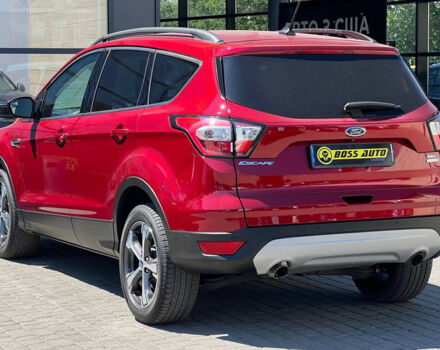 Красный Форд Эскейп, объемом двигателя 1.5 л и пробегом 12 тыс. км за 15600 $, фото 3 на Automoto.ua