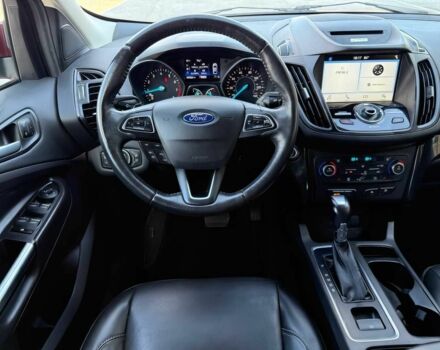 Красный Форд Эскейп, объемом двигателя 2 л и пробегом 53 тыс. км за 2300 $, фото 8 на Automoto.ua