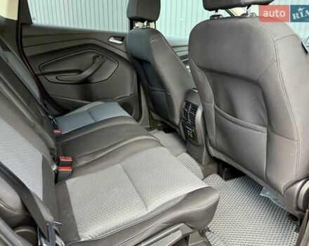 Червоний Форд Ескейп, об'ємом двигуна 2 л та пробігом 121 тис. км за 14400 $, фото 8 на Automoto.ua