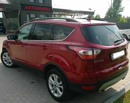 Красный Форд Эскейп, объемом двигателя 1.5 л и пробегом 70 тыс. км за 14999 $, фото 2 на Automoto.ua