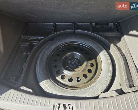 Красный Форд Эскейп, объемом двигателя 1.5 л и пробегом 101 тыс. км за 12700 $, фото 9 на Automoto.ua