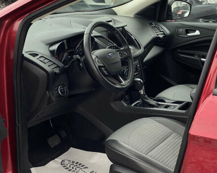Красный Форд Эскейп, объемом двигателя 1.5 л и пробегом 154 тыс. км за 11999 $, фото 8 на Automoto.ua