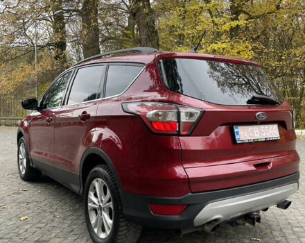 Форд Эскейп 2017 в Черновцах на Automoto.ua Красный Форд Эскейп, объемом двигателя 1.5 л и пробегом 147 тыс. км за 14000 $, фото 6 на Automoto.ua