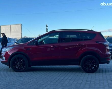 Червоний Форд Ескейп, об'ємом двигуна 2 л та пробігом 170 тис. км за 14590 $, фото 2 на Automoto.ua