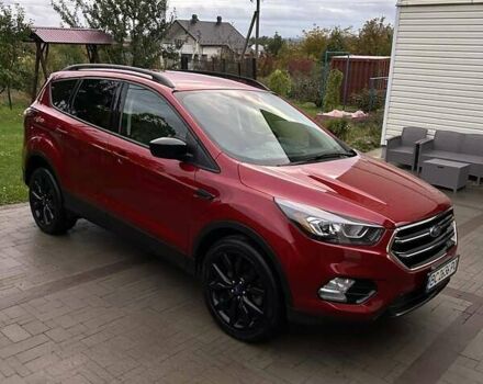 Красный Форд Эскейп, объемом двигателя 2 л и пробегом 170 тыс. км за 13500 $, фото 28 на Automoto.ua