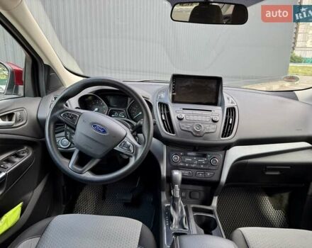 Червоний Форд Ескейп, об'ємом двигуна 2 л та пробігом 121 тис. км за 14400 $, фото 10 на Automoto.ua