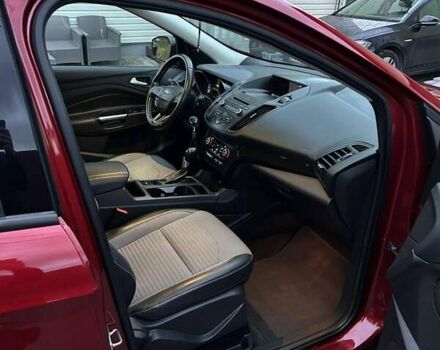 Красный Форд Эскейп, объемом двигателя 2 л и пробегом 170 тыс. км за 13500 $, фото 31 на Automoto.ua