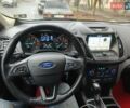 Красный Форд Эскейп, объемом двигателя 2 л и пробегом 178 тыс. км за 15000 $, фото 9 на Automoto.ua