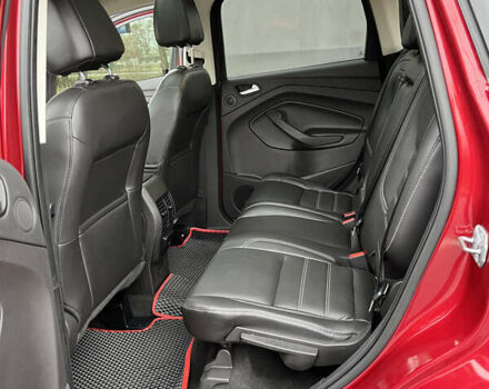 Красный Форд Эскейп, объемом двигателя 2 л и пробегом 78 тыс. км за 15900 $, фото 17 на Automoto.ua