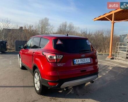 Красный Форд Эскейп, объемом двигателя 1.5 л и пробегом 36 тыс. км за 15000 $, фото 1 на Automoto.ua