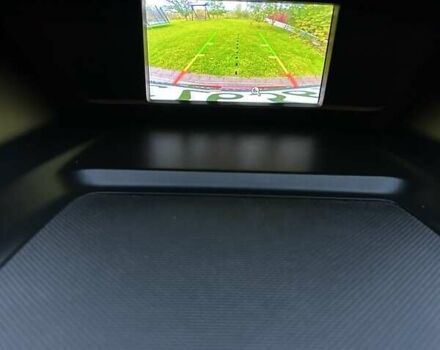 Красный Форд Эскейп, объемом двигателя 2 л и пробегом 170 тыс. км за 13500 $, фото 9 на Automoto.ua