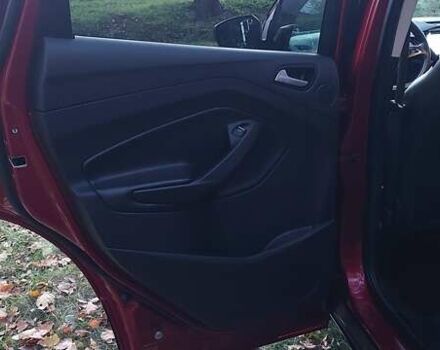 Красный Форд Эскейп, объемом двигателя 2 л и пробегом 153 тыс. км за 12300 $, фото 13 на Automoto.ua