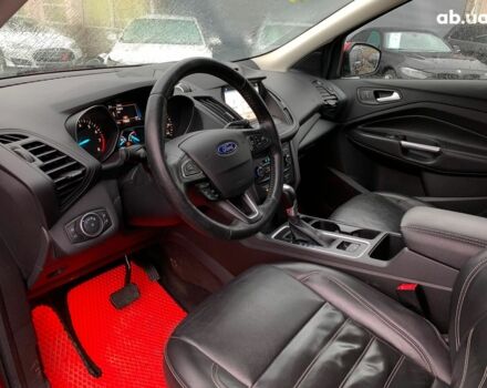 Красный Форд Эскейп, объемом двигателя 2 л и пробегом 179 тыс. км за 14890 $, фото 23 на Automoto.ua