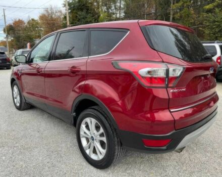 Красный Форд Эскейп, объемом двигателя 4.5 л и пробегом 62 тыс. км за 7700 $, фото 5 на Automoto.ua