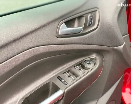 Красный Форд Эскейп, объемом двигателя 2 л и пробегом 179 тыс. км за 14890 $, фото 21 на Automoto.ua