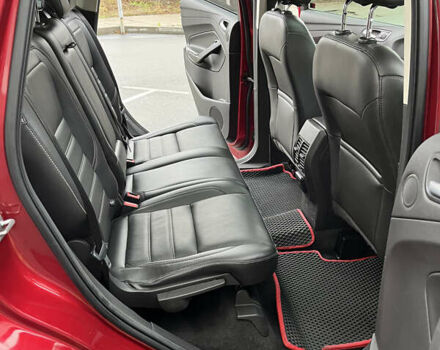 Красный Форд Эскейп, объемом двигателя 2 л и пробегом 78 тыс. км за 15900 $, фото 15 на Automoto.ua