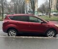 Красный Форд Эскейп, объемом двигателя 2 л и пробегом 180 тыс. км за 14000 $, фото 2 на Automoto.ua