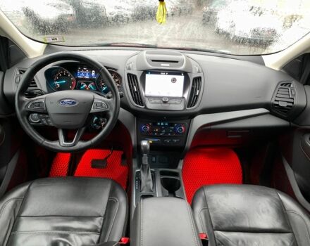 Красный Форд Эскейп, объемом двигателя 2 л и пробегом 179 тыс. км за 14890 $, фото 30 на Automoto.ua