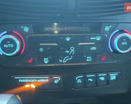 Червоний Форд Ескейп, об'ємом двигуна 2 л та пробігом 178 тис. км за 12999 $, фото 24 на Automoto.ua