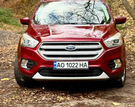 Форд Ескейп 2018 у Львові на Automoto.ua Червоний Форд Ескейп, об'ємом двигуна 1.5 л та пробігом 105 тис. км за 13300 $, фото 2 на Automoto.ua