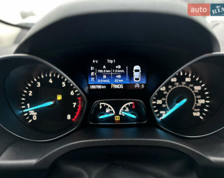 Красный Форд Эскейп, объемом двигателя 1.5 л и пробегом 66 тыс. км за 14300 $, фото 12 на Automoto.ua