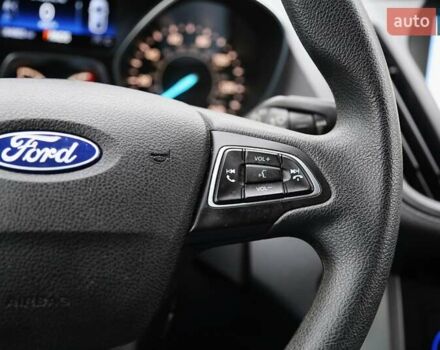 Червоний Форд Ескейп, об'ємом двигуна 1.5 л та пробігом 85 тис. км за 13500 $, фото 26 на Automoto.ua