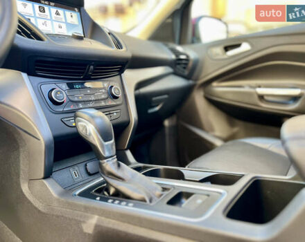 Червоний Форд Ескейп, об'ємом двигуна 1.5 л та пробігом 154 тис. км за 12999 $, фото 40 на Automoto.ua