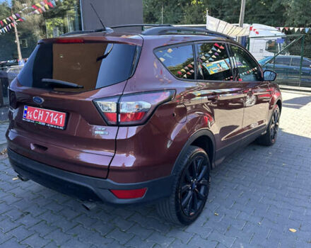 Форд Эскейп 2018 в Черновцах на Automoto.ua Красный Форд Эскейп, объемом двигателя 1.5 л и пробегом 130 тыс. км за 12900 $, фото 3 на Automoto.ua