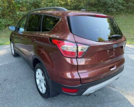 Красный Форд Эскейп, объемом двигателя 1.5 л и пробегом 88 тыс. км за 9500 $, фото 5 на Automoto.ua