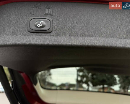 Красный Форд Эскейп, объемом двигателя 1.5 л и пробегом 154 тыс. км за 12499 $, фото 47 на Automoto.ua