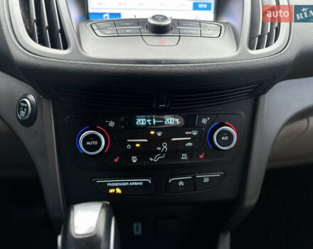 Красный Форд Эскейп, объемом двигателя 1.5 л и пробегом 66 тыс. км за 14300 $, фото 14 на Automoto.ua