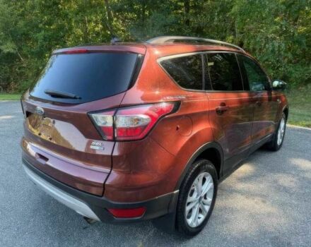 Красный Форд Эскейп, объемом двигателя 1.5 л и пробегом 88 тыс. км за 9500 $, фото 3 на Automoto.ua