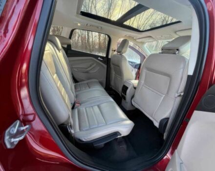 Красный Форд Эскейп, объемом двигателя 2 л и пробегом 40 тыс. км за 3500 $, фото 9 на Automoto.ua