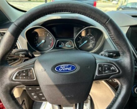 Форд Ескейп 2018 у Чернівцях на Automoto.ua Червоний Форд Ескейп, об'ємом двигуна 2 л та пробігом 33 тис. км за 9000 $, фото 8 на Automoto.ua